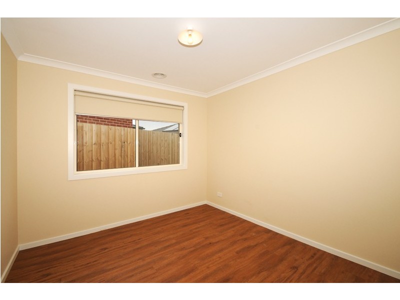 4 Sandstone Circuit, Carrum Downs VIC 3201