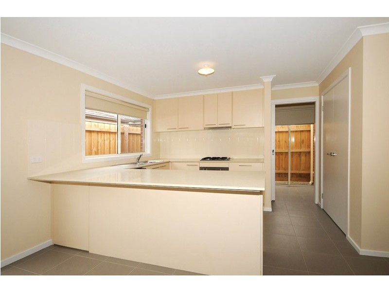 4 Sandstone Circuit, Carrum Downs VIC 3201