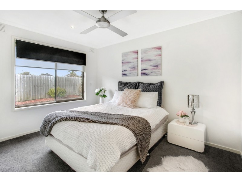 8 Eliza Court, Seaford VIC 3198