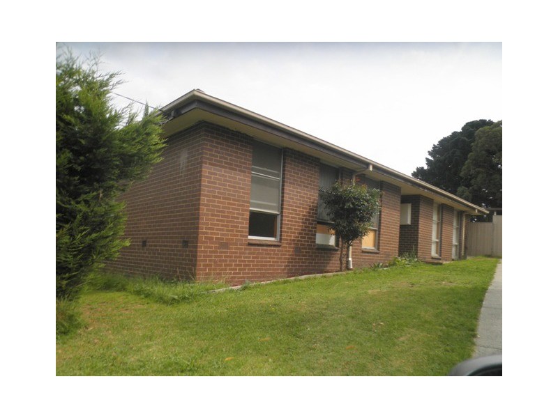 83 Rosemary Crescent, Frankston North VIC 3200