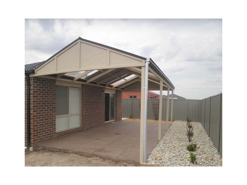 3 Statesman Circuit, Cranbourne East VIC 3977