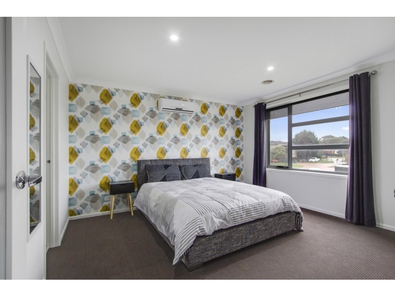 5 Meredith Close, Narre Warren South VIC 3805