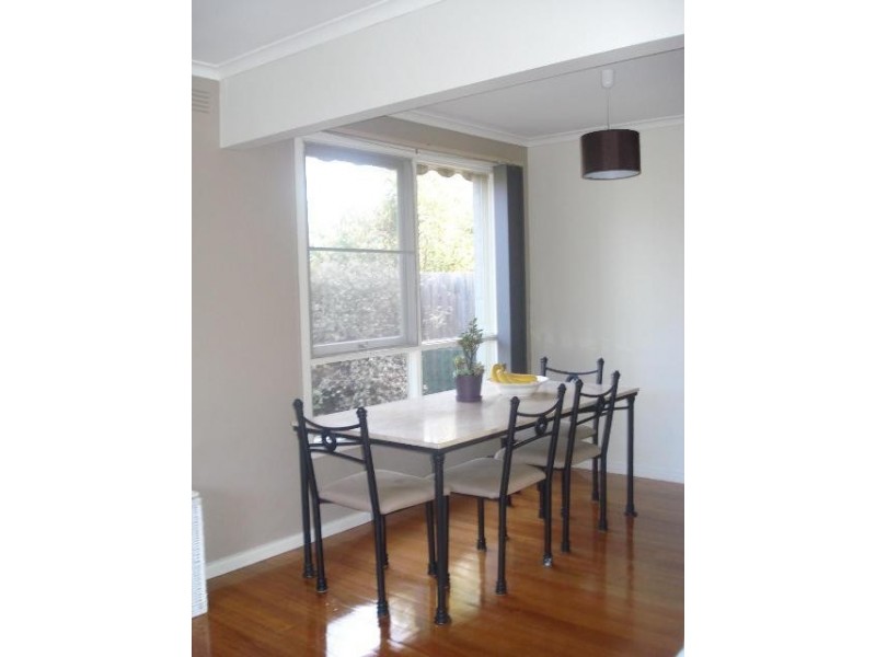 6 Stradbroke Avenue, Frankston South VIC 3199