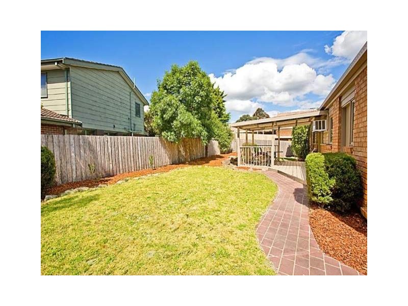 34 Rowellyn Drive, Carrum Downs VIC 3201