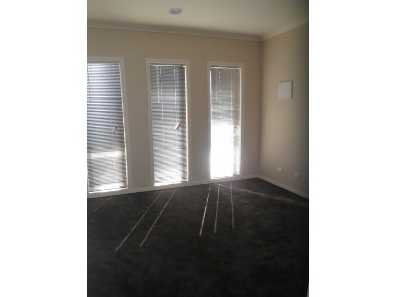 2/36 McComb Boulevard, Frankston South VIC 3199