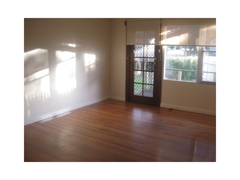 39 Nodding Avenue, Frankston North VIC 3200