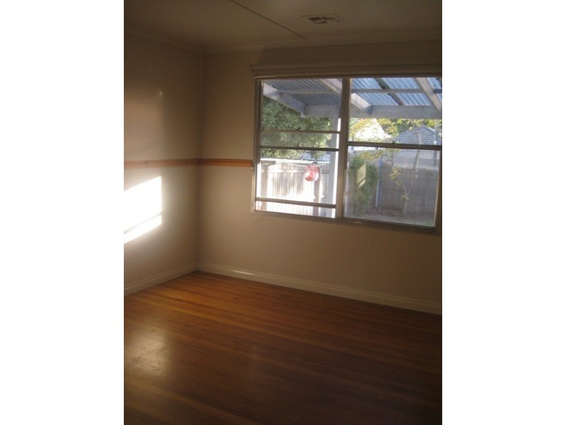 39 Nodding Avenue, Frankston North VIC 3200