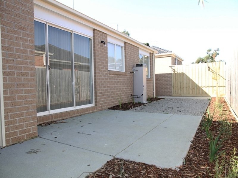 3,3a Peddle Street, Bittern VIC 3918