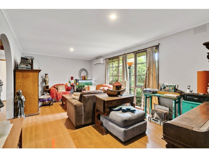 8 Grebe Court, Carrum Downs VIC 3201