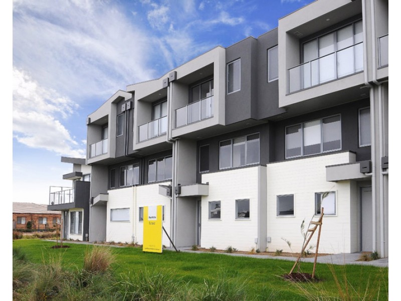 13 Zara Court, Officer VIC 3809