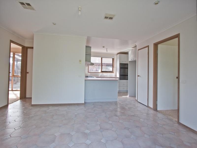 79 Sandfield Drive, Carrum Downs VIC 3201