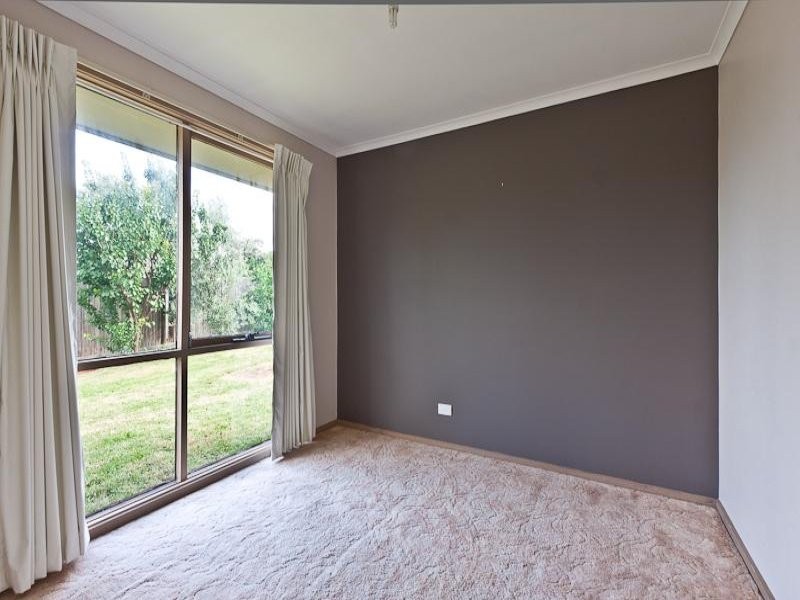 79 Sandfield Drive, Carrum Downs VIC 3201