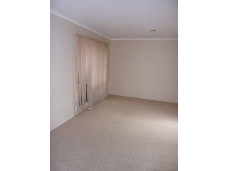 1/8 Moonah Way, Mount Martha VIC 3934