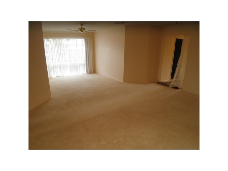 3 Fernwren Place, Carrum Downs VIC 3201