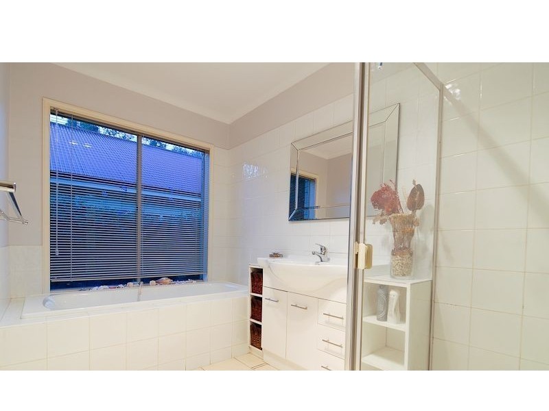 19 Hooper Drive, Skye VIC 3977