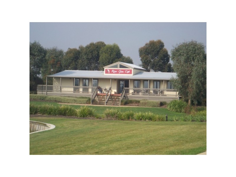 2 Melba Court, Skye VIC 3977