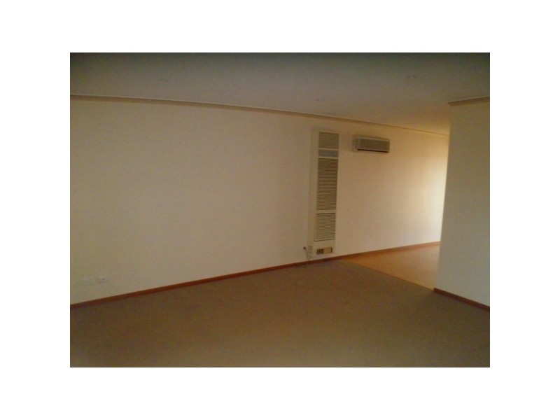 18 Quarrion Drive, Carrum Downs VIC 3201