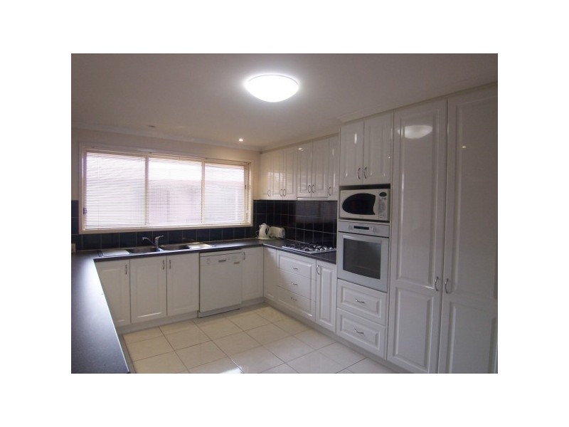 5 Alice Court, Skye VIC 3977