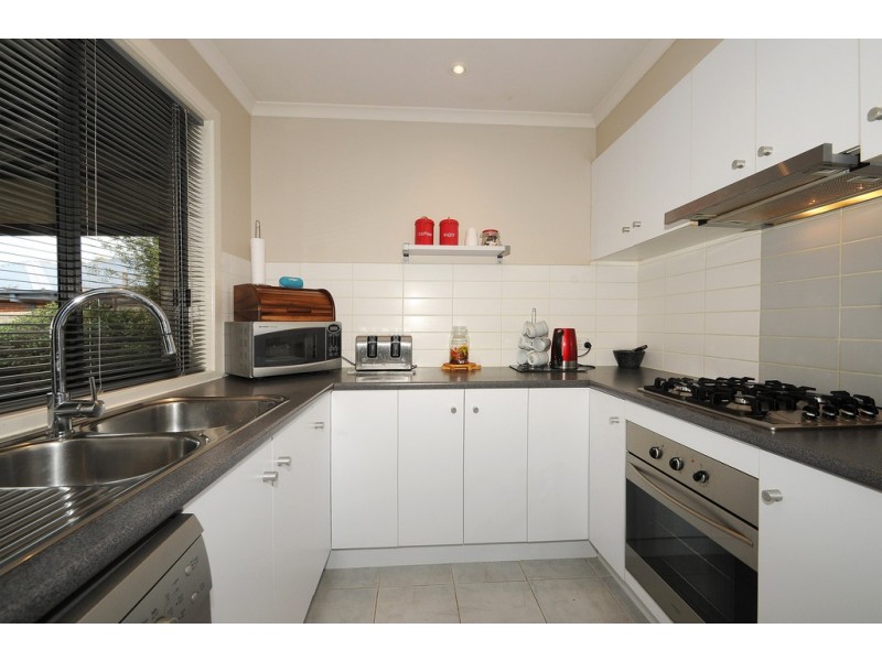 13 Ferndown Drive, Cranbourne VIC 3977