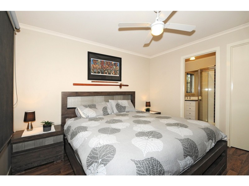 13 Ferndown Drive, Cranbourne VIC 3977