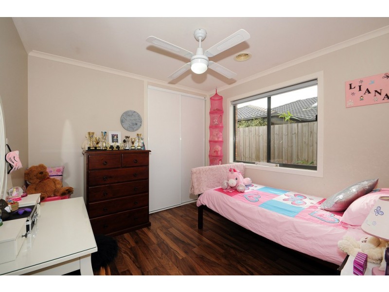 13 Ferndown Drive, Cranbourne VIC 3977