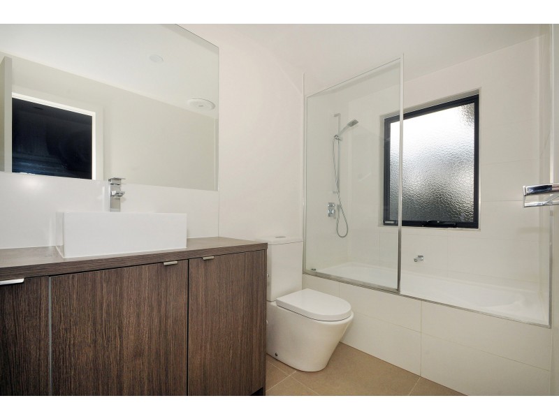 211 Lilliana Boulevard, Carrum Downs VIC 3201
