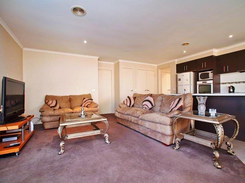 6 Sandalwood Grove, Carrum Downs VIC 3201