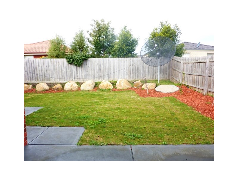 6 Sandalwood Grove, Carrum Downs VIC 3201