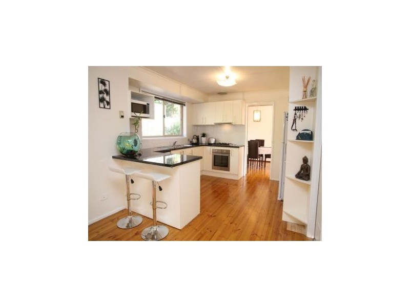 8 Naroo Place, Frankston VIC 3199