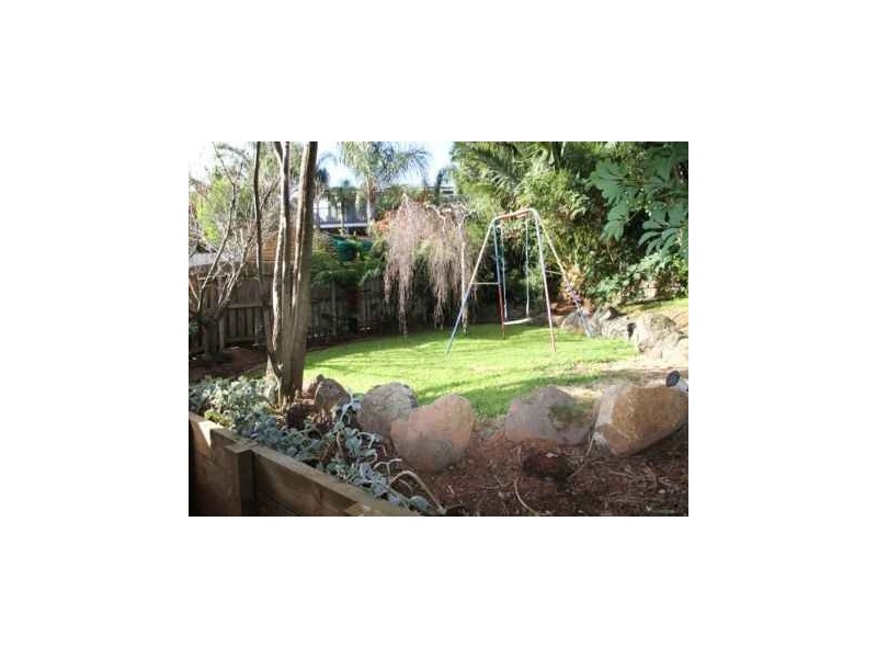 8 Naroo Place, Frankston VIC 3199