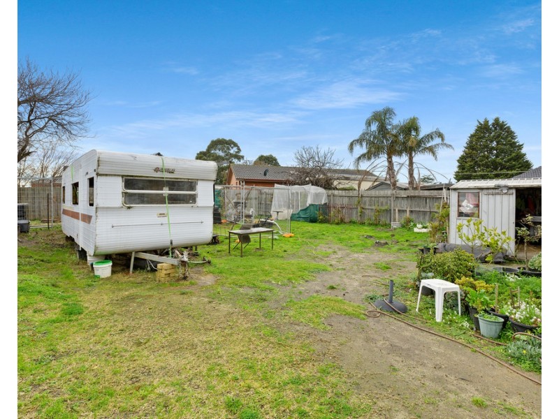 25 Bouvardia Crescent, Frankston North VIC 3200