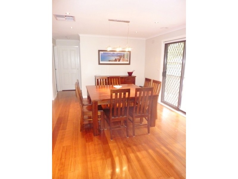 3 Elenya Court, Frankston VIC 3199