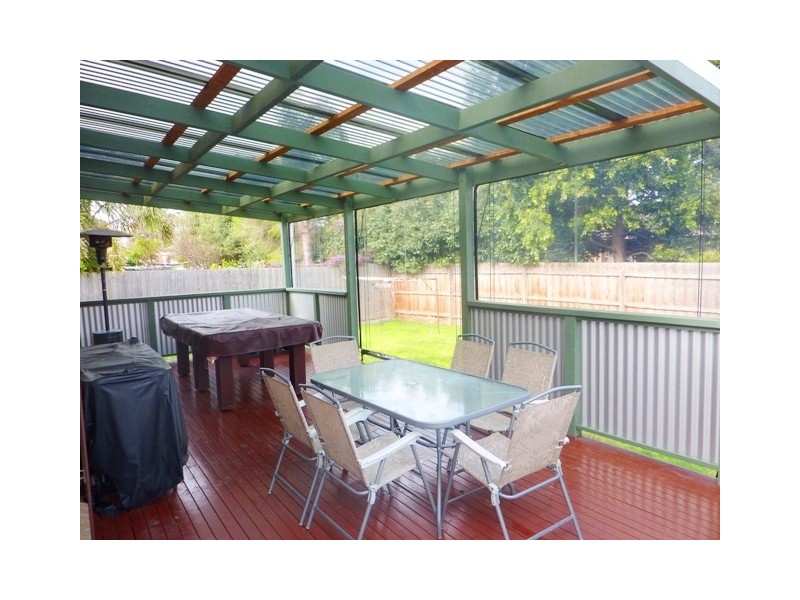 3 Elenya Court, Frankston VIC 3199