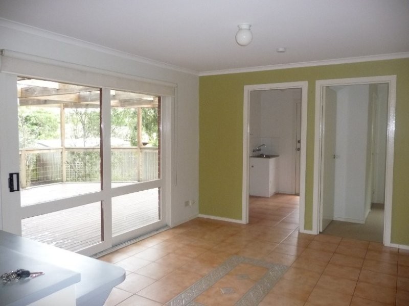 2 Linlithgow Court, Frankston VIC 3199