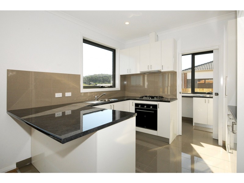 8 Butina Crest, Pakenham VIC 3810