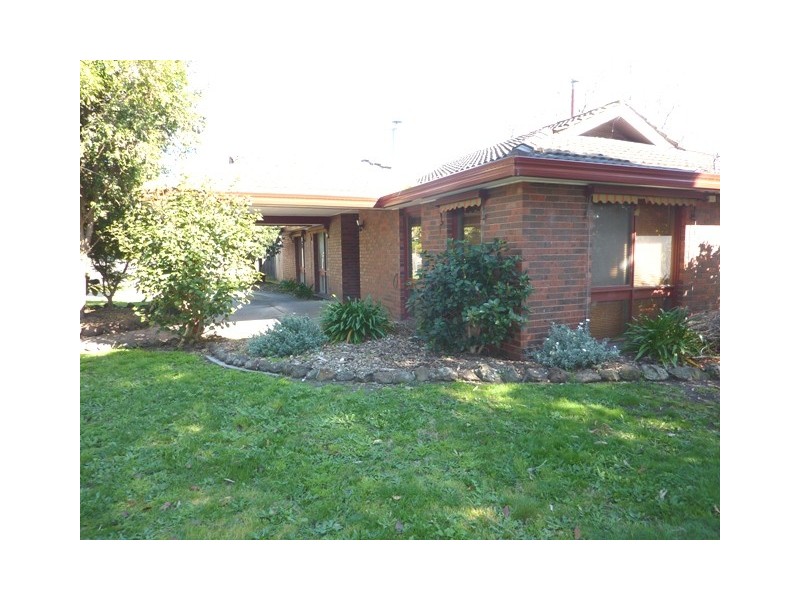 1 Tee Court, Frankston VIC 3199