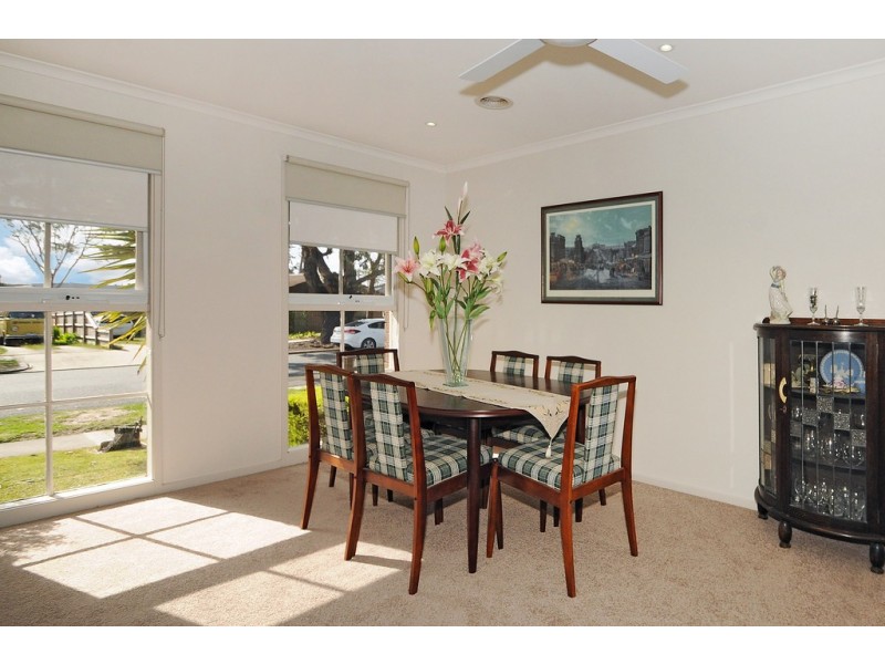 60 Maple Street, Seaford VIC 3198