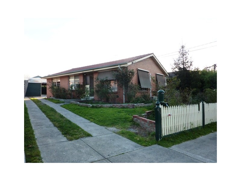 24 Wirilda Crescent, Frankston North VIC 3200
