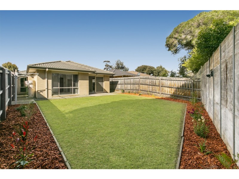 17/105 McMahons Road, Frankston VIC 3199