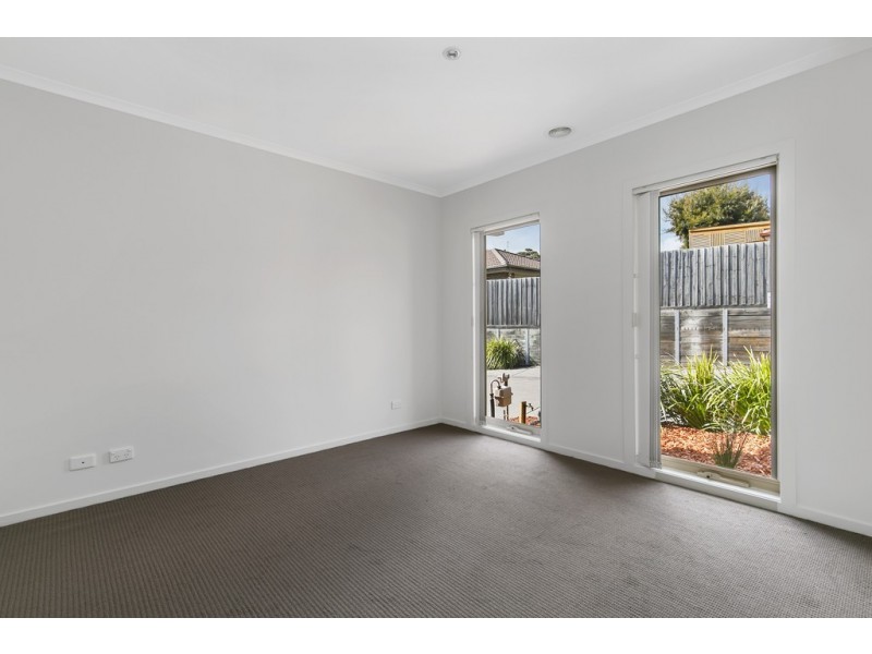 17/105 McMahons Road, Frankston VIC 3199