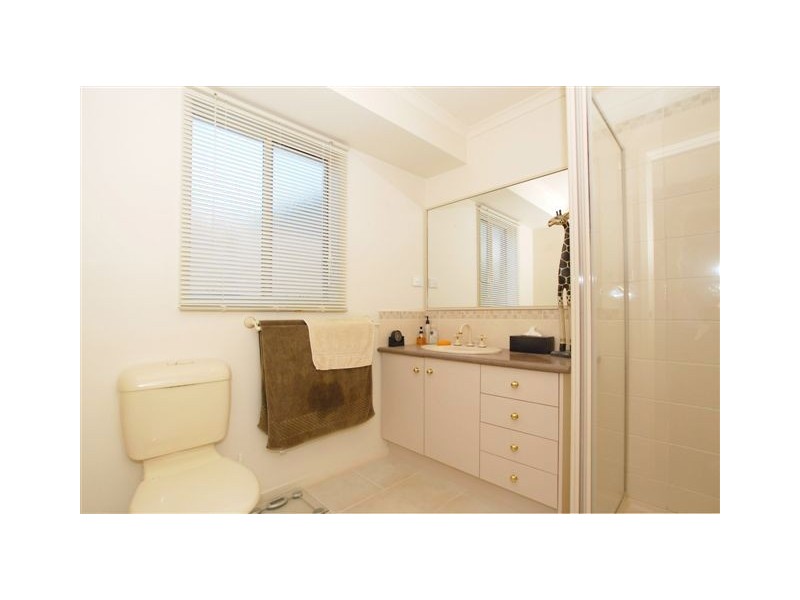 105 MAPLE STREET, Seaford VIC 3198