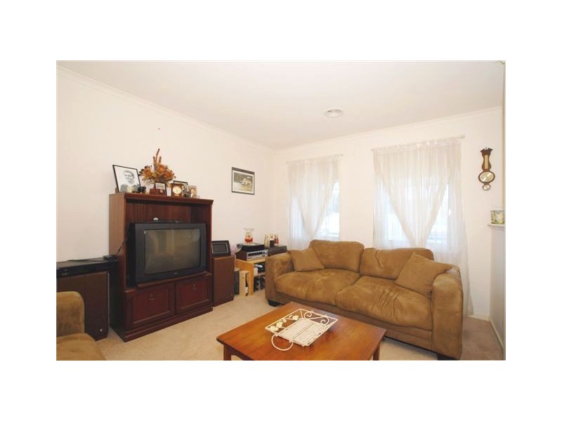 105 MAPLE STREET, Seaford VIC 3198