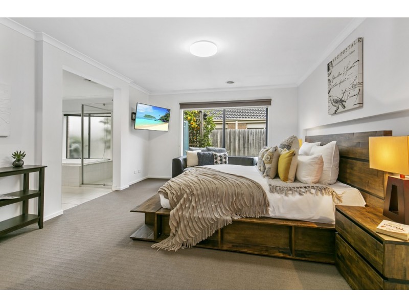 14 Trafford Road, Carrum Downs VIC 3201