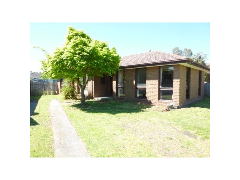 17 Richmond Avenue, Carrum Downs VIC 3201