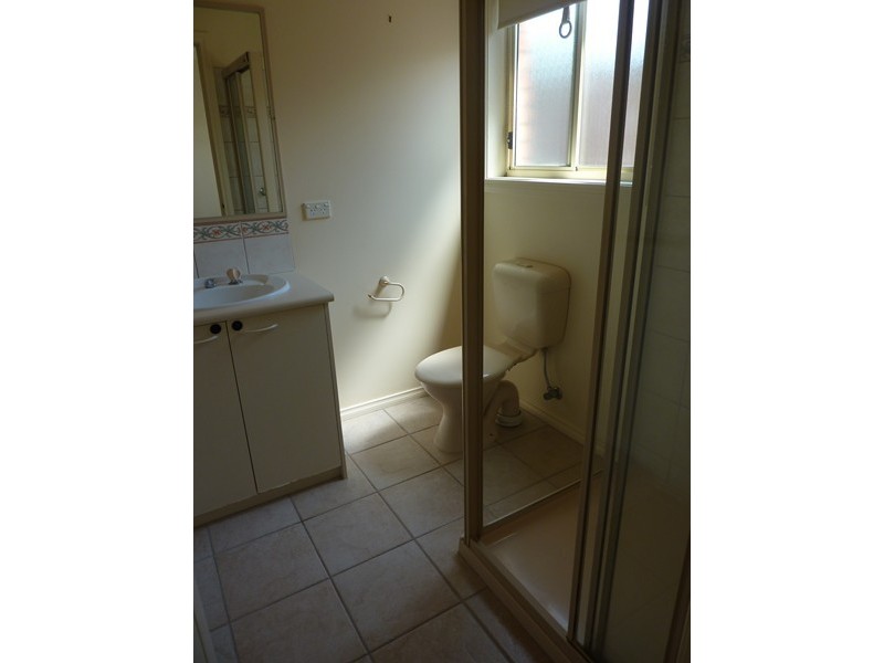 16 Creighton Way, Mornington VIC 3931