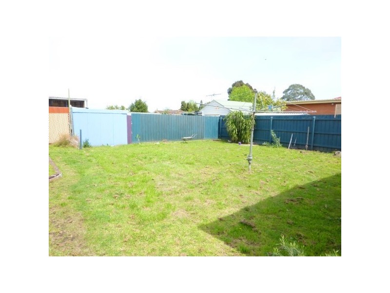 10 Bundy Court, Frankston North VIC 3200