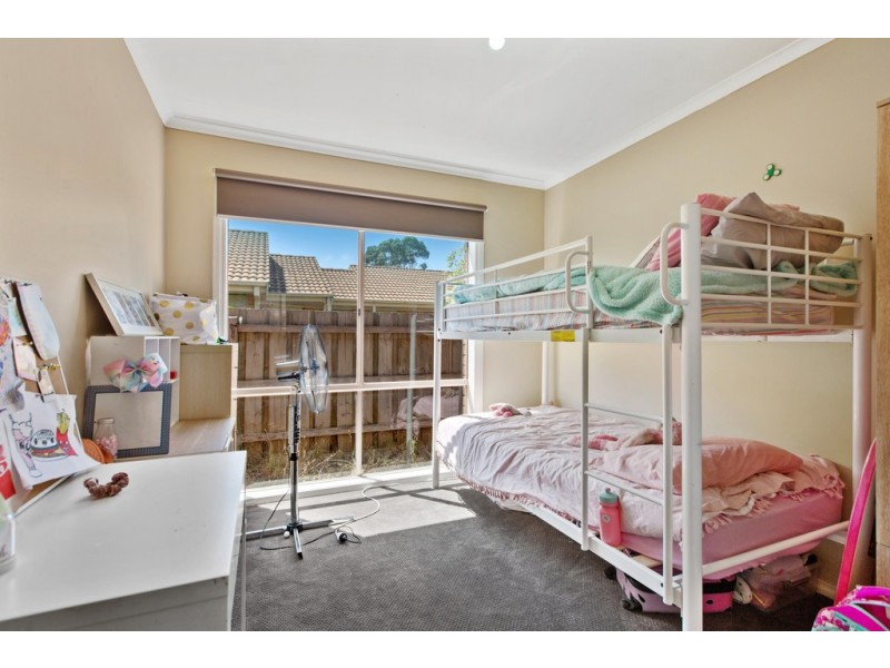 11 Deborah Court, Skye VIC 3977