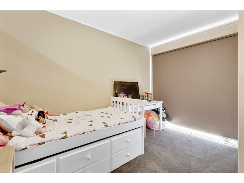 11 Deborah Court, Skye VIC 3977