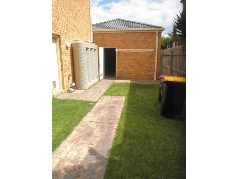 6 Tori Place, Patterson Lakes VIC 3197