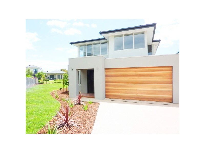 9 Viewmount Place, Sandhurst VIC 3977